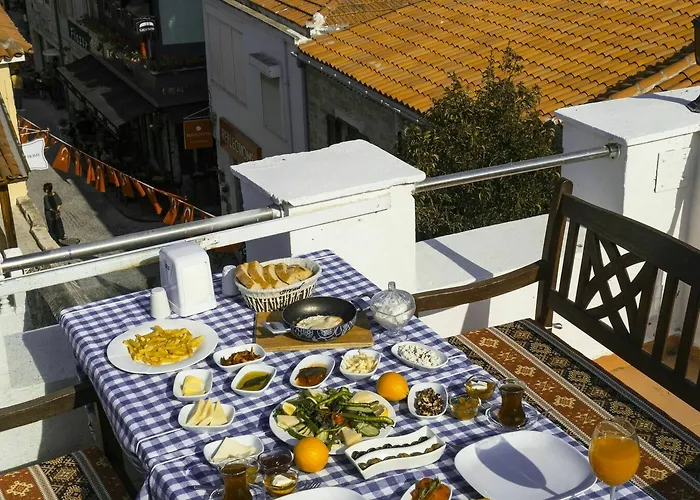 Hotell Aynur Hanim Konagi Alaçatı